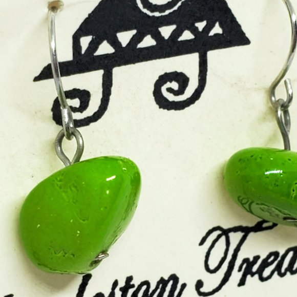 Handmade Charleston Treasures Green Polished Rock / Pottery Dangle Earrings NOS - Picture 6 of 7